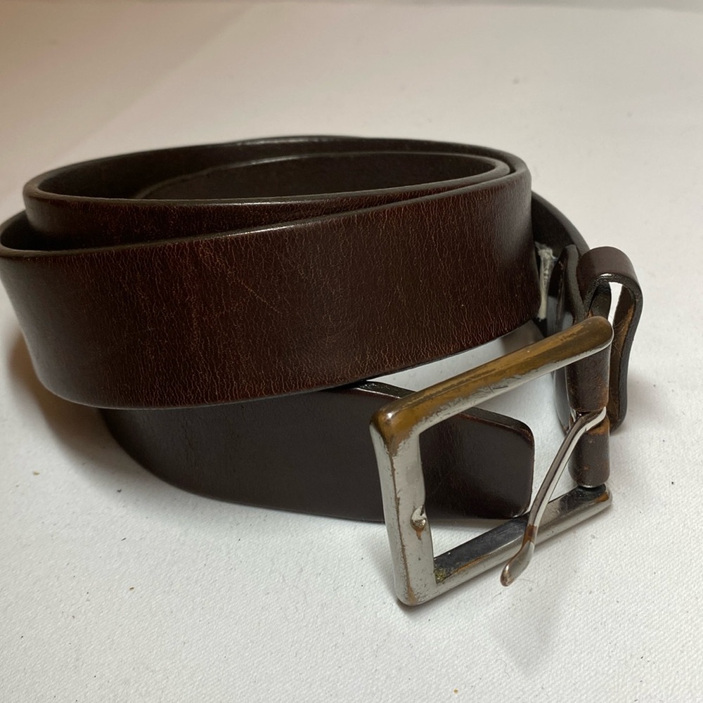 Banana Republic Brown Leather Belt with Silvertone Buckle Size 38